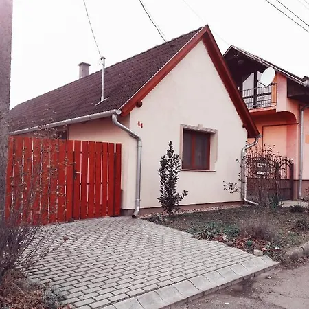 Casa de Férias Napvirág Keszthely